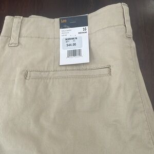Lee shorts size 16 with a 7 inch inseam